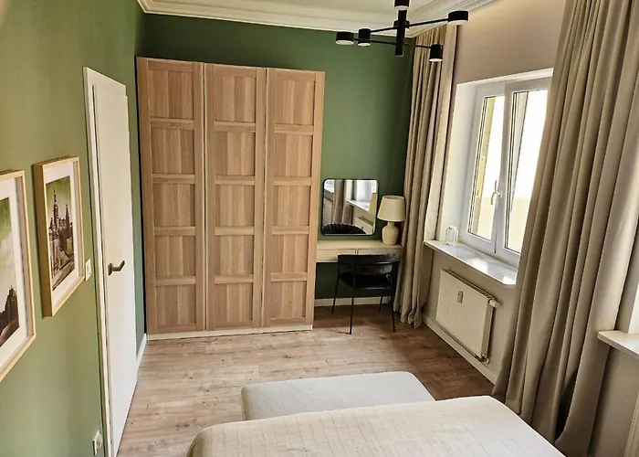 Mira Apartment In My Center